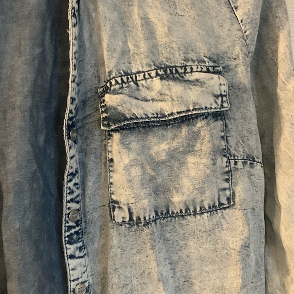 90s Style Acid Wash Denim Shirt - Picture 3 of 4